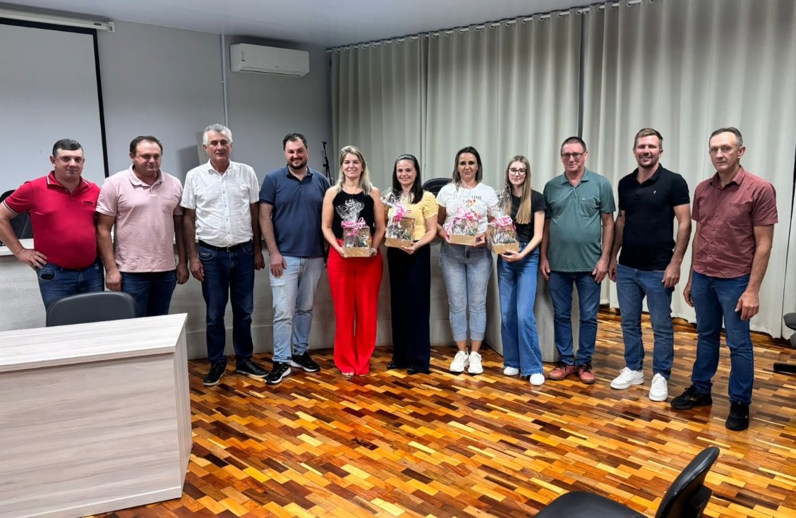 Câmara de Vereadores realiza homenagem às mulheres pelo Dia Internacional da Mulher